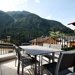 Luxuriöse Chalet-apartment In Der Residenz Silvretta - Inklusive Silvretta Card Premium