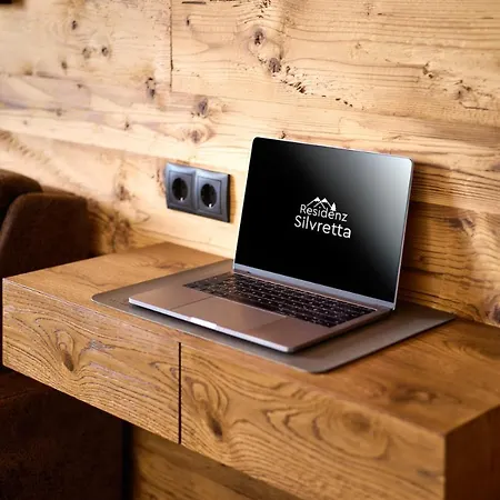 Luxurioese Chalet-apartment In Der Residenz Silvretta Daire *