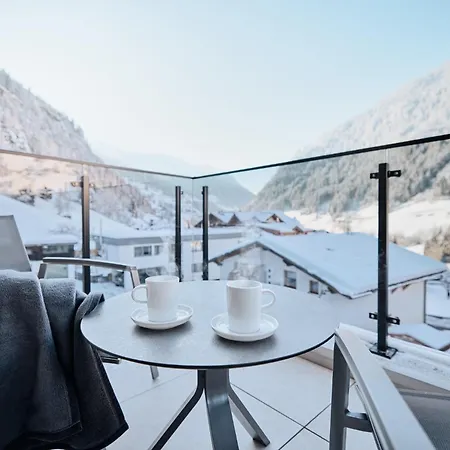 Апартаменты Luxurioese Chalet-apartment In Der Residenz Silvretta - Inklusive Silvretta Card Premium Зее