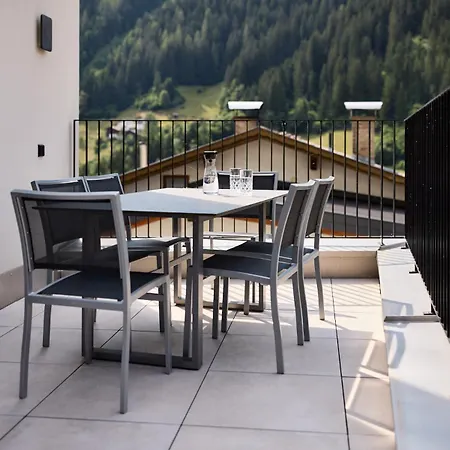 Daire Luxurioese Chalet-apartment In Der Residenz Silvretta *