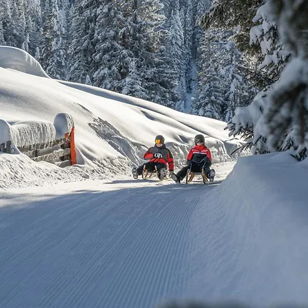 Daire Luxurioese Chalet-apartment In Der Residenz Silvretta See